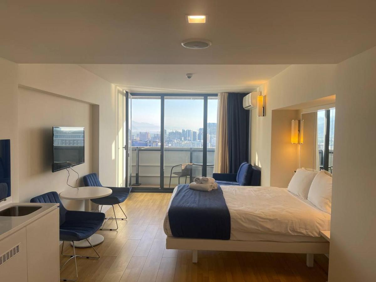 Trip Batumi Aparthotel ภายนอก รูปภาพ